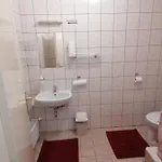 Πανσιόν Centrum Etterem Es Panzio Őriszentpéter