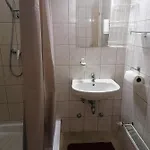 Centrum Etterem Es Panzio 3*