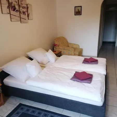 Centrum Etterem Es Panzio Oriszentpeter