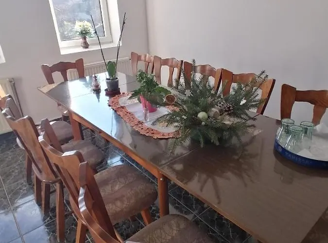 Centrum Etterem Es Panzio Pensiune 3*